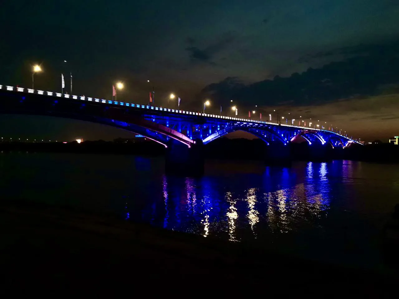 Проектирование и настройка архитектурной подсветки моста Проектирование и настройка архитектурной подсветки моста