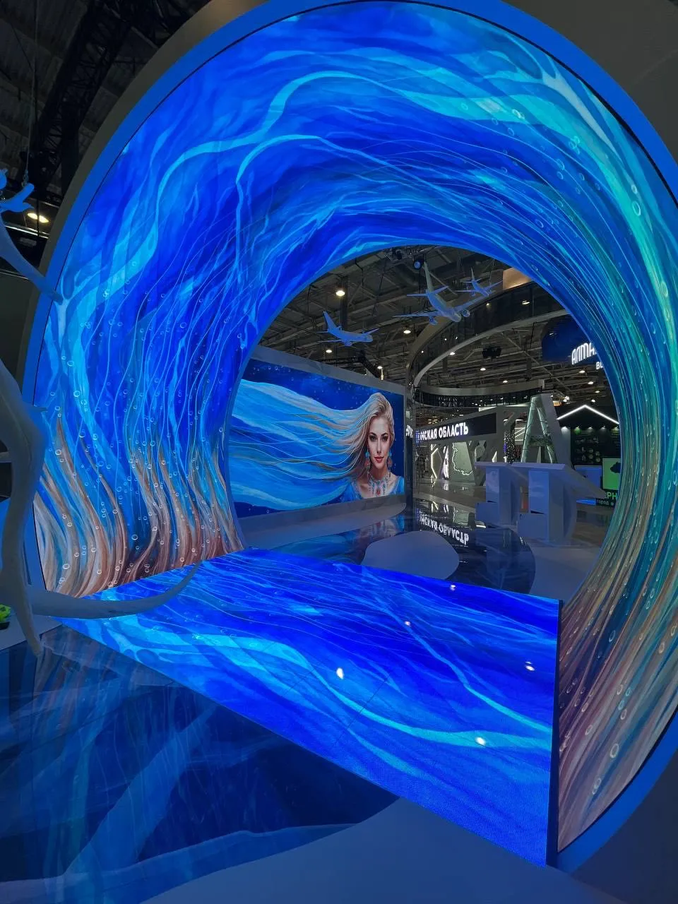 Проект светодиодного экрана выставки "Моя Россия" на ВДНХ Проект светодиодного экрана выставки "Моя Россия" на ВДНХ