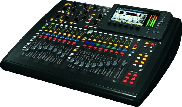 BEHRINGER X32 COMPACT