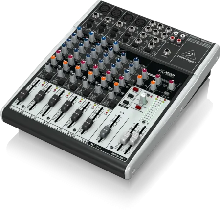 BEHRINGER 1204USB