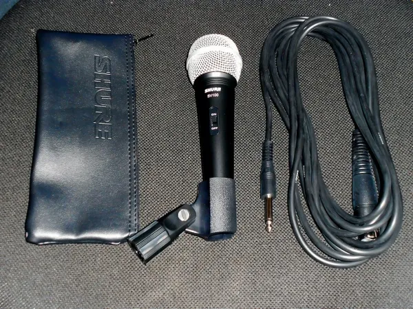 SHURE SV100