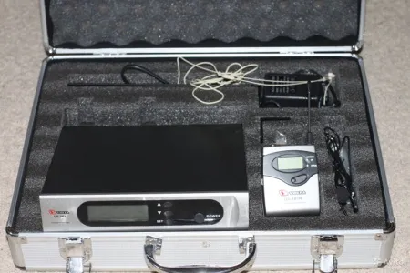 VOLTA US-101H with aluminuim case (600-636MHZ)