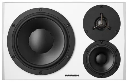 Купить Dynaudio LYD 48 R B/W по выгодной цене в Нижнем Новгороде