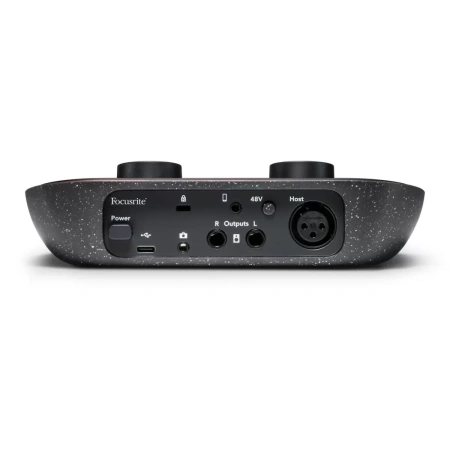 Купить Focusrite Vocaster One Podcast по выгодной цене в Нижнем Новгороде